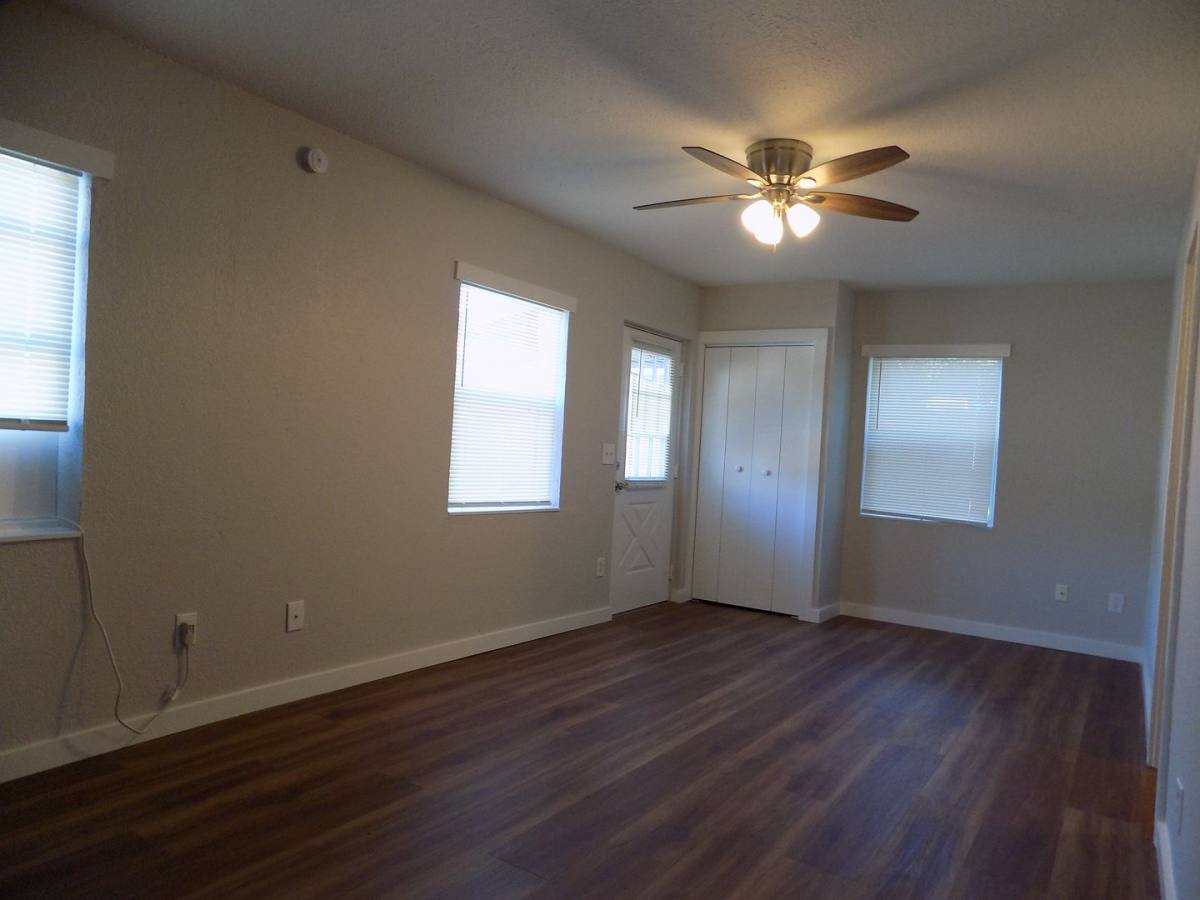 Apartment for rent at 699 W Osceola St #LAKE, Clermont, FL 34711