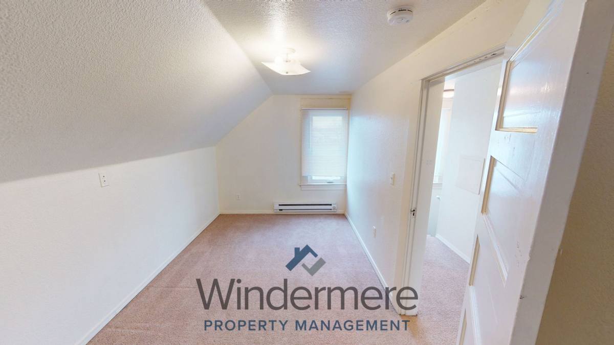 Apartment for rent at 210 & 212 W Whitman Dr, College Place, WA 99324