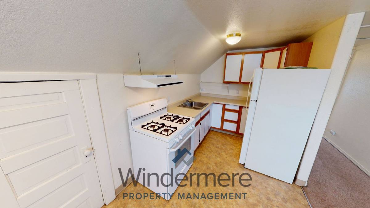 Apartment for rent at 210 & 212 W Whitman Dr, College Place, WA 99324