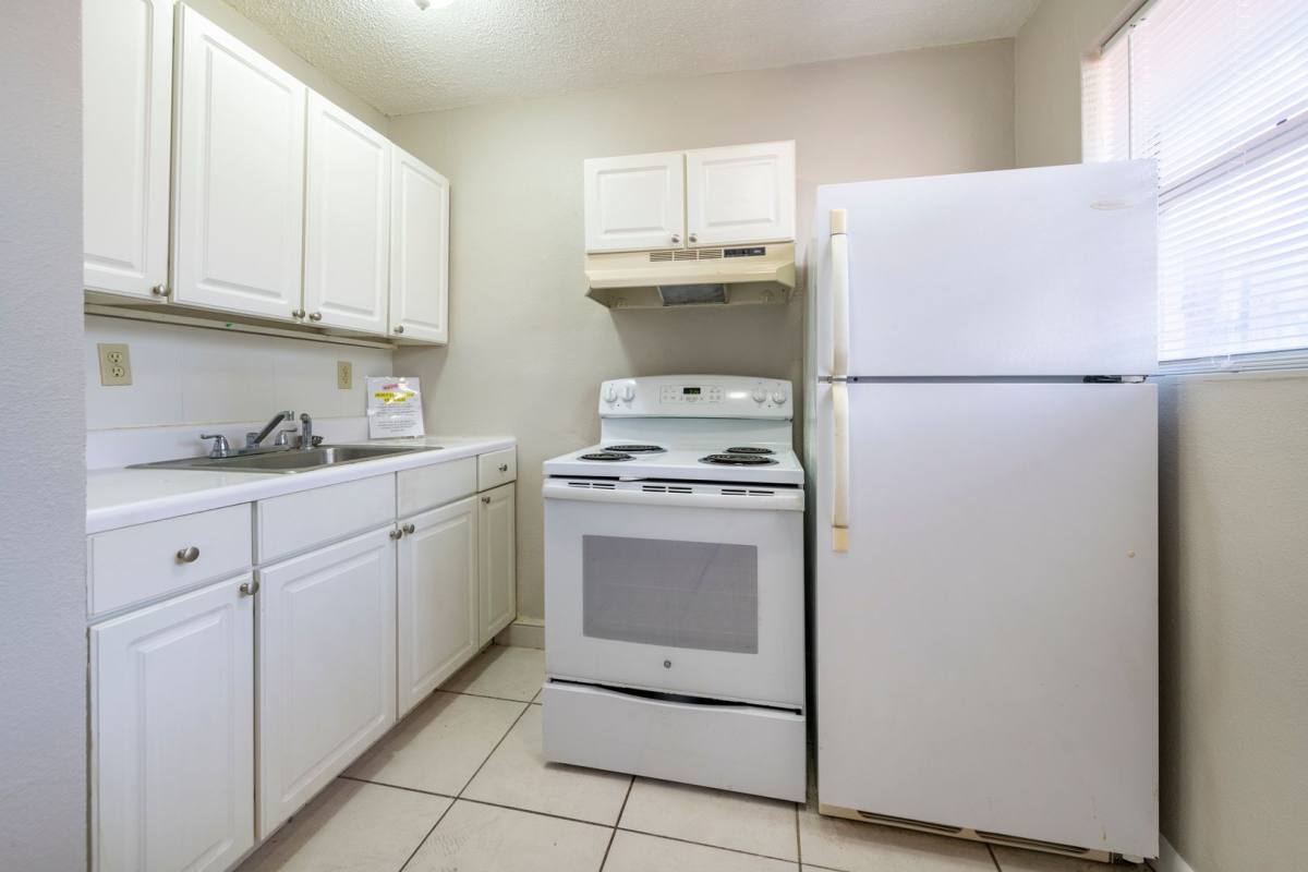 Apartment for rent at 1146 NE 3rd Ave, Fort Lauderdale, FL 33305
