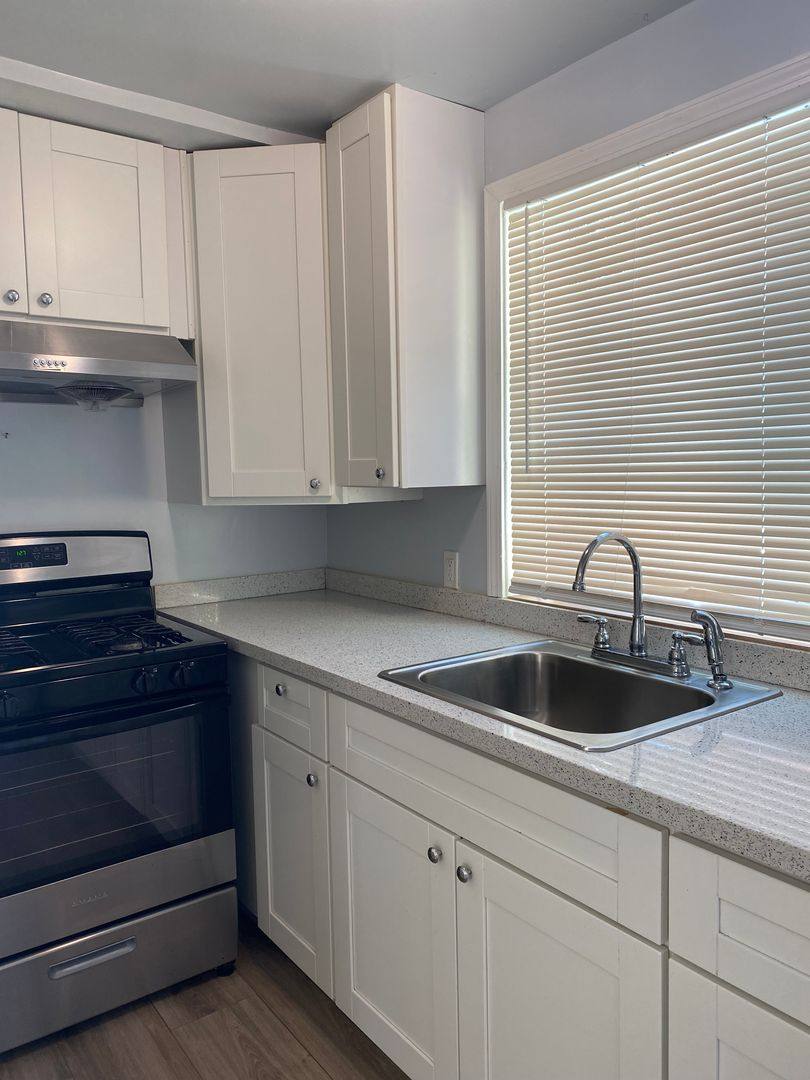 Apartment for rent at 1427 Sherman St, Alameda, CA 94501