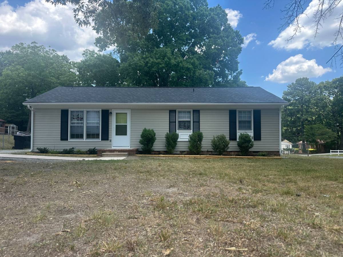 House for rent at 434 James St, Burlington, NC 27215