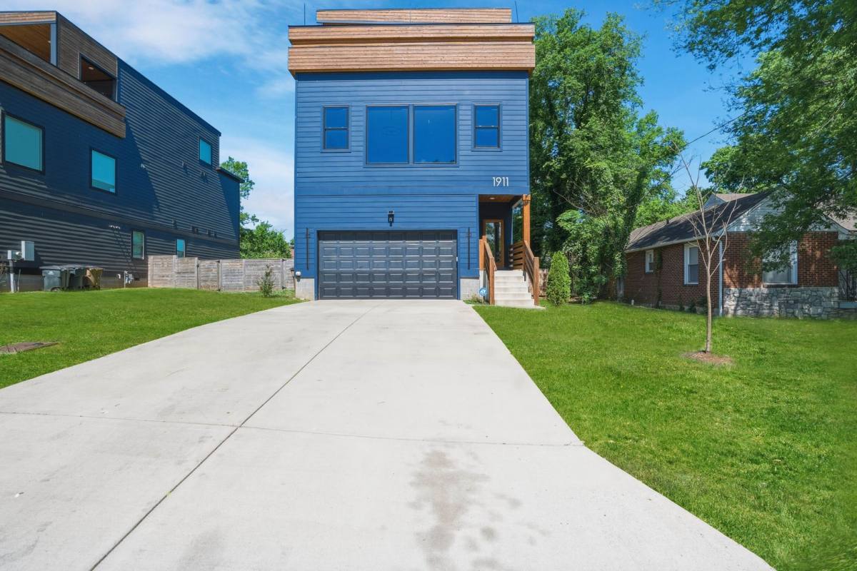 House for rent at 1911 Hailey Ave, Nashville, TN 37218