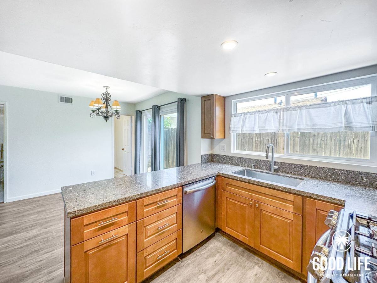 Condo for rent at 517 4th Ave, Chula Vista, CA 91910