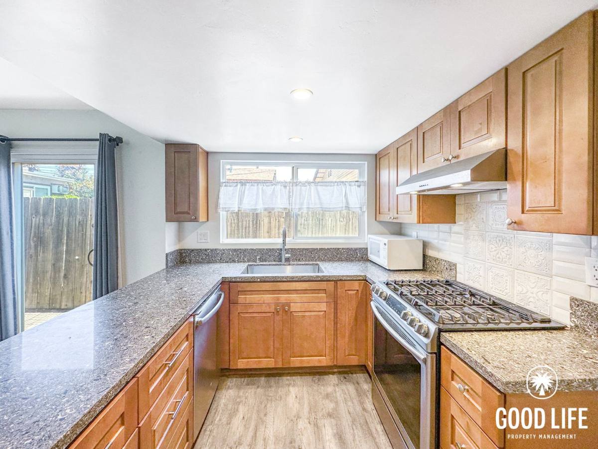 517 4th Ave, Chula Vista, CA 91910 - Condo for Rent