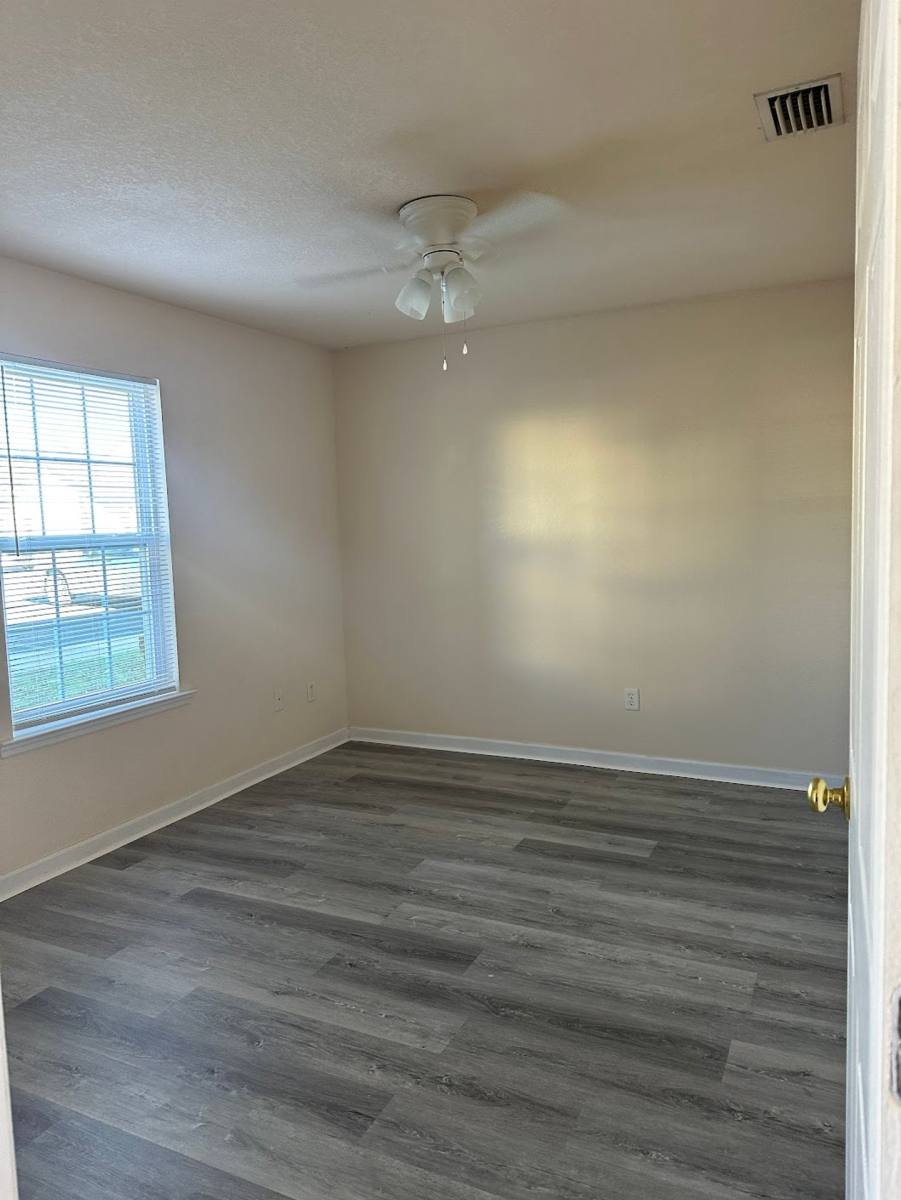 Apartment for rent at 2231 Mel Margo Ave NE, Live Oak, FL 32060