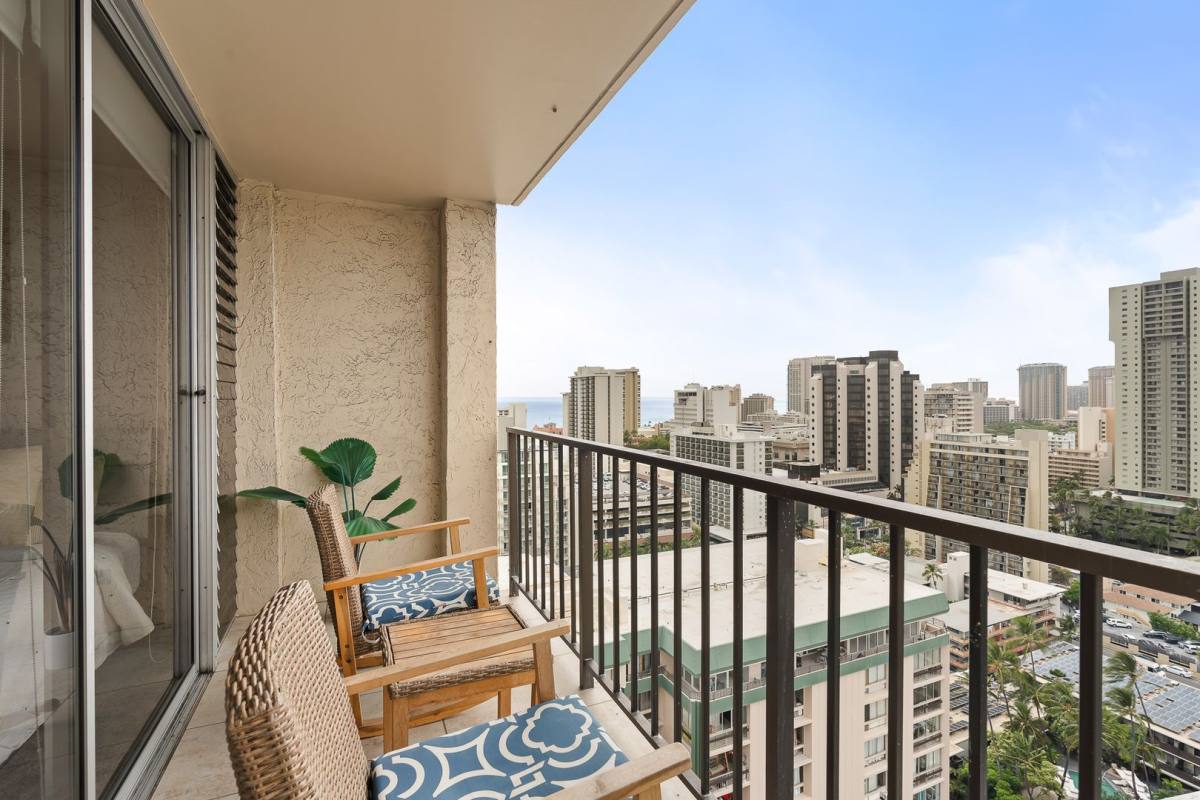 Apartment for rent at 2345 Ala Wai Blvd, Honolulu, HI 96815
