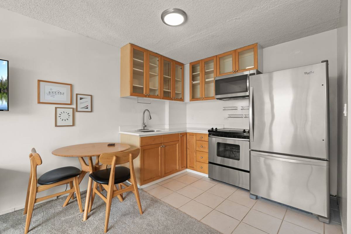 Apartment for rent at 2345 Ala Wai Blvd, Honolulu, HI 96815