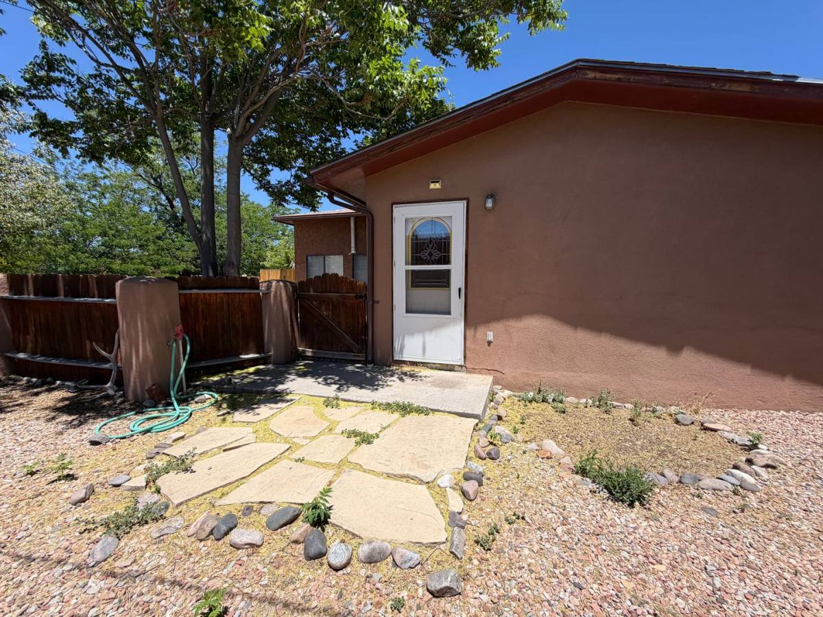 Apartment for rent at 726 W Manhattan Ave, Santa Fe, NM 87501