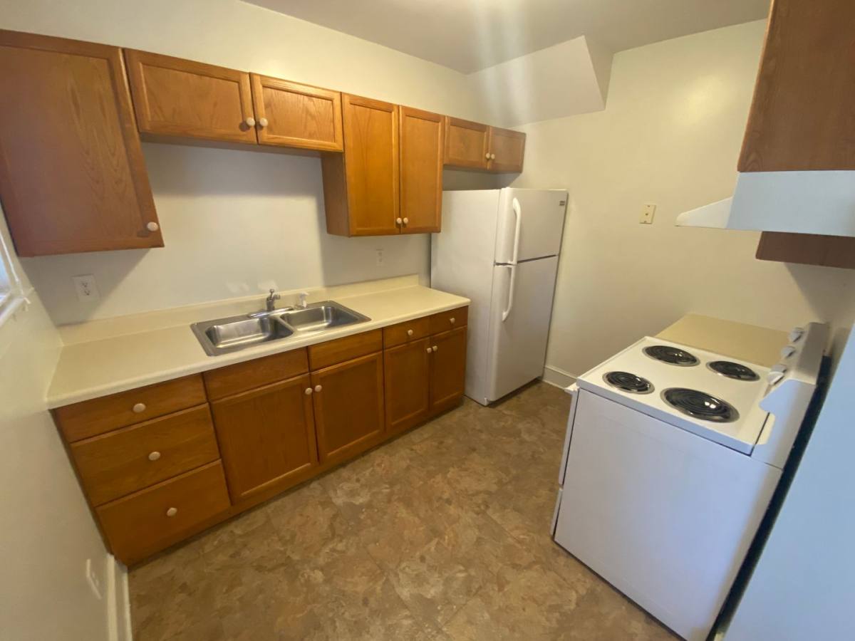 Townhouse for rent at 1409 Clarendon St, Durham, NC 27705