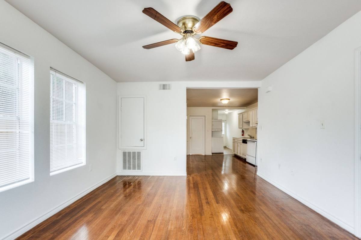 Apartment for rent at 519 W Main St, Houston, TX 77006