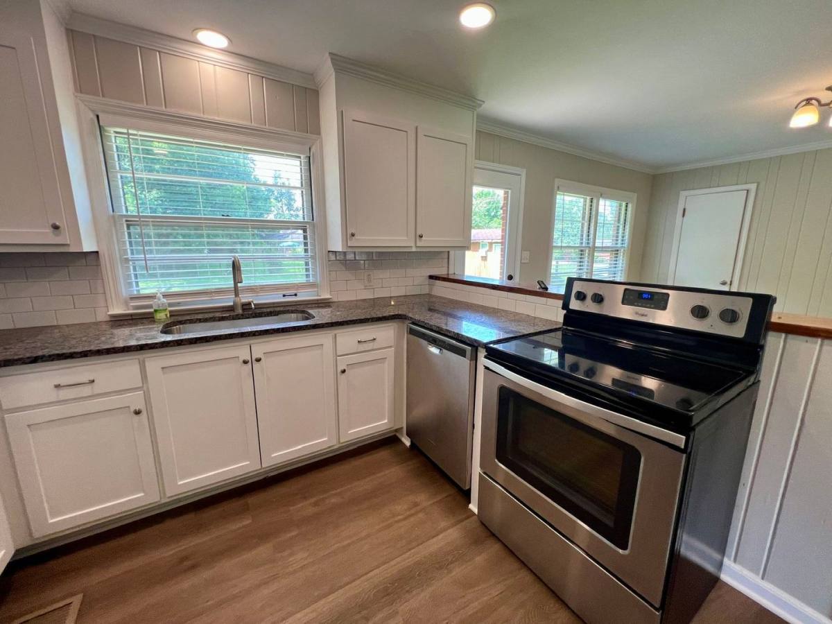 House for rent at 807 Peachtree St, Murfreesboro, TN 37129