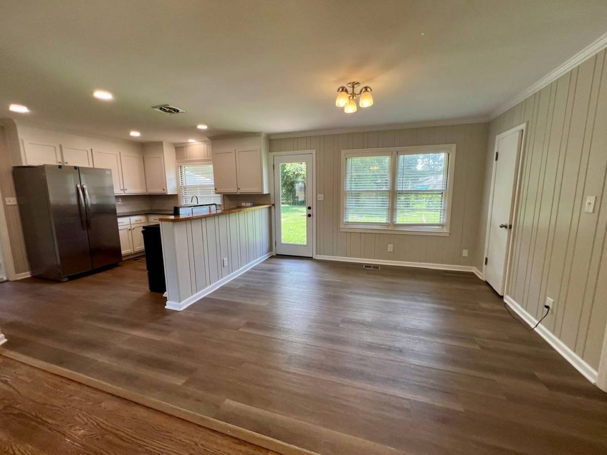 House for rent at 807 Peachtree St, Murfreesboro, TN 37129