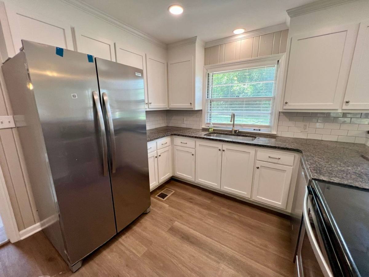 House for rent at 807 Peachtree St, Murfreesboro, TN 37129