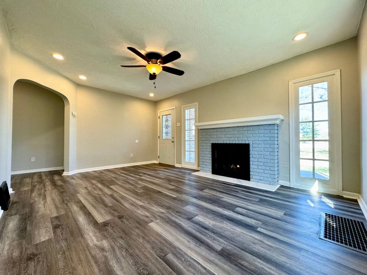 House for rent at 2355 Dahlen Ave, Terre Haute, IN 47805
