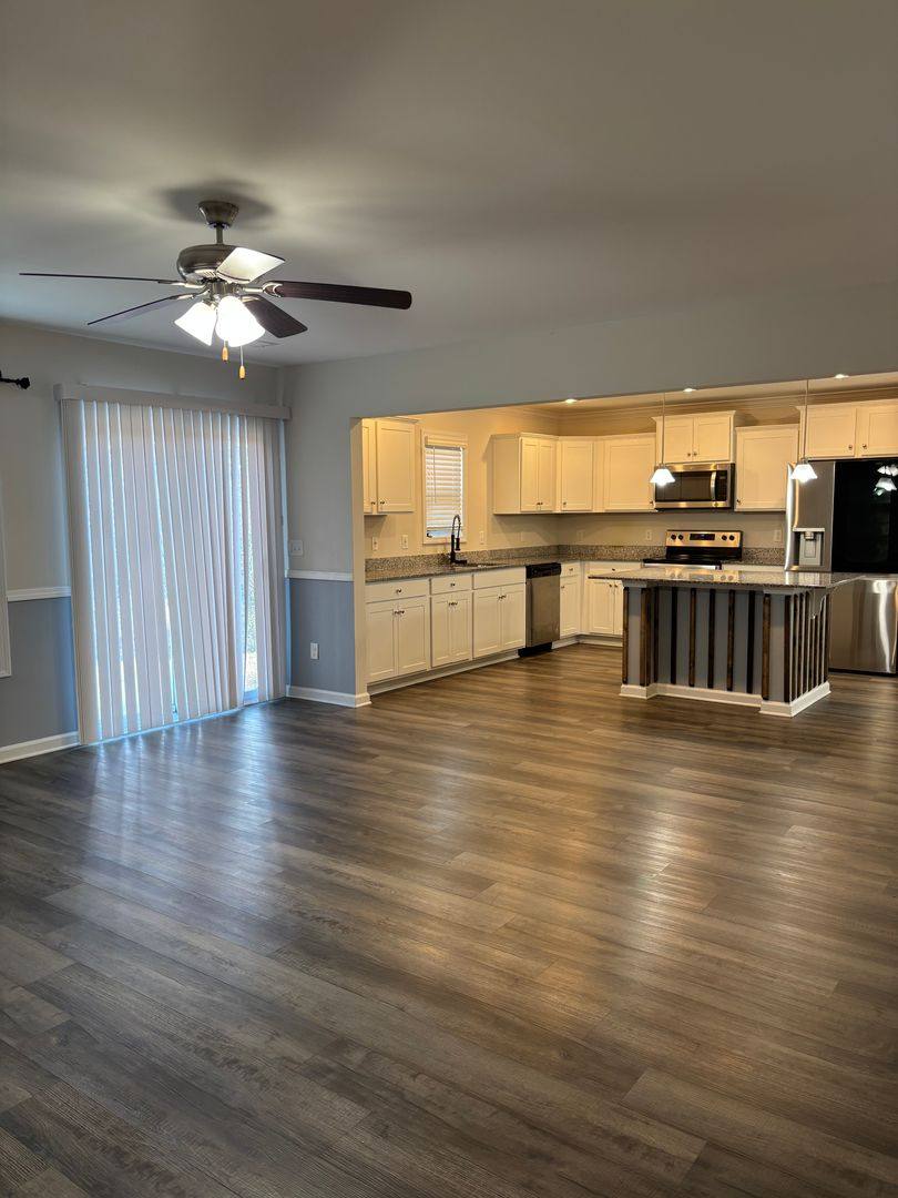 House for rent at 335 Niblick Dr, Sumter, SC 29154