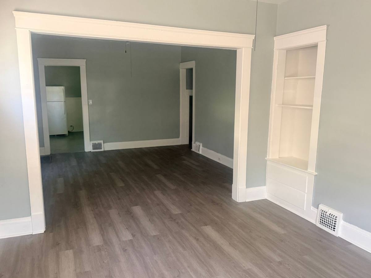 Apartment for rent at 3382 E 102nd St, Cleveland, OH 44104