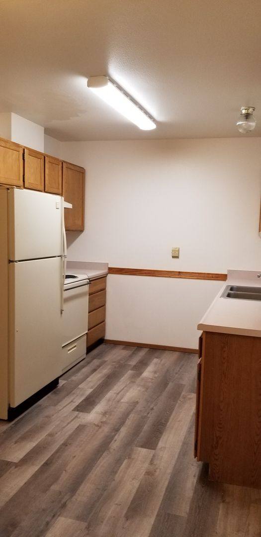 Apartment for rent at 1305-1307 Shaker Place, Moses Lake, WA 98837