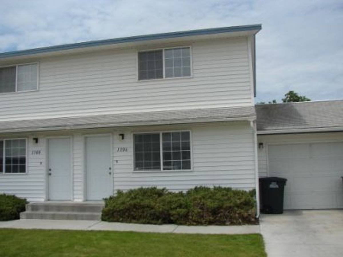 Apartment for rent at 1305-1307 Shaker Place, Moses Lake, WA 98837