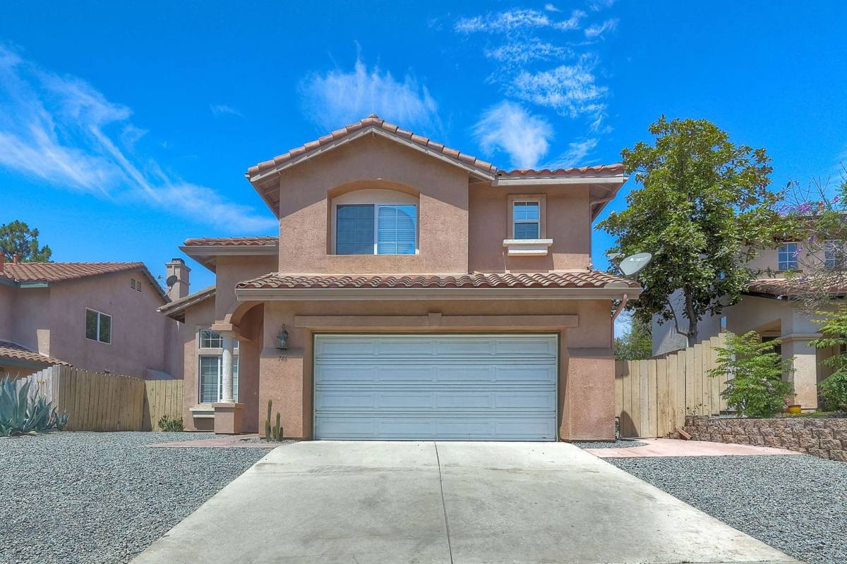 House for rent at 746 Camino Magnifico, San Marcos, CA 92069