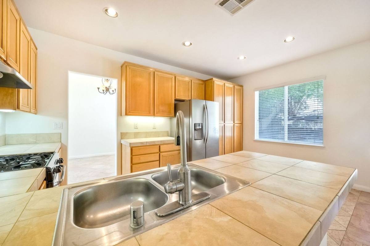 House for rent at 746 Camino Magnifico, San Marcos, CA 92069