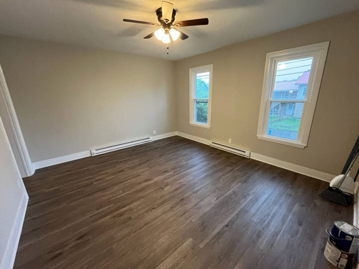 Apartment for rent at 404 Pine St, Meadville, PA 16335