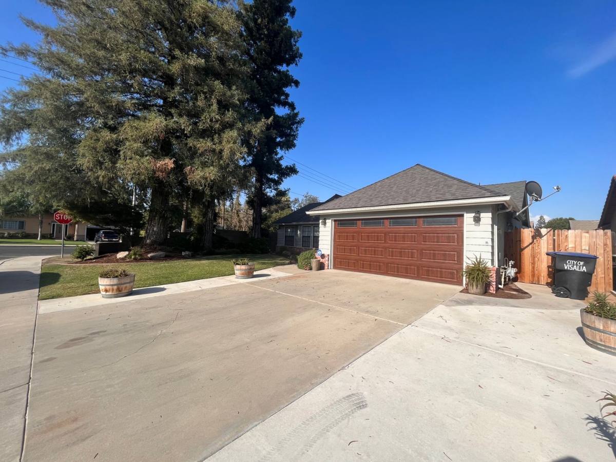 House for rent at 540 N Peppertree St, Visalia, CA 93291