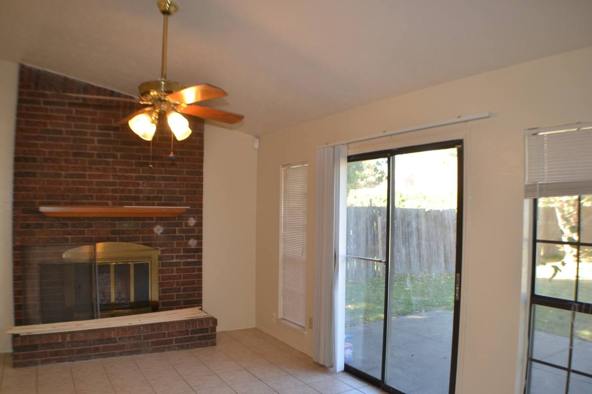 House for rent at 1515 Bandera Dr, Arlington, TX 76018
