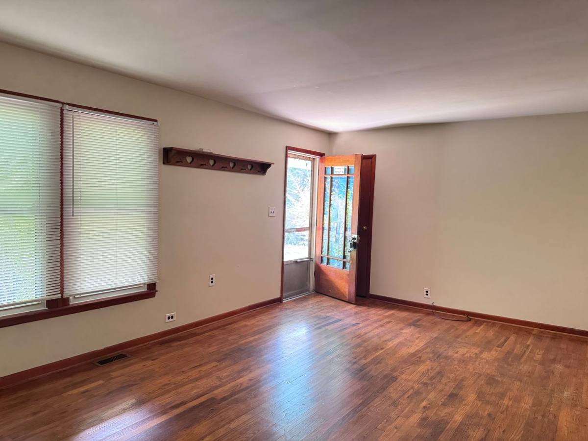 House for rent at 3416 Tarsus Rd, Palmyra, TN 37142