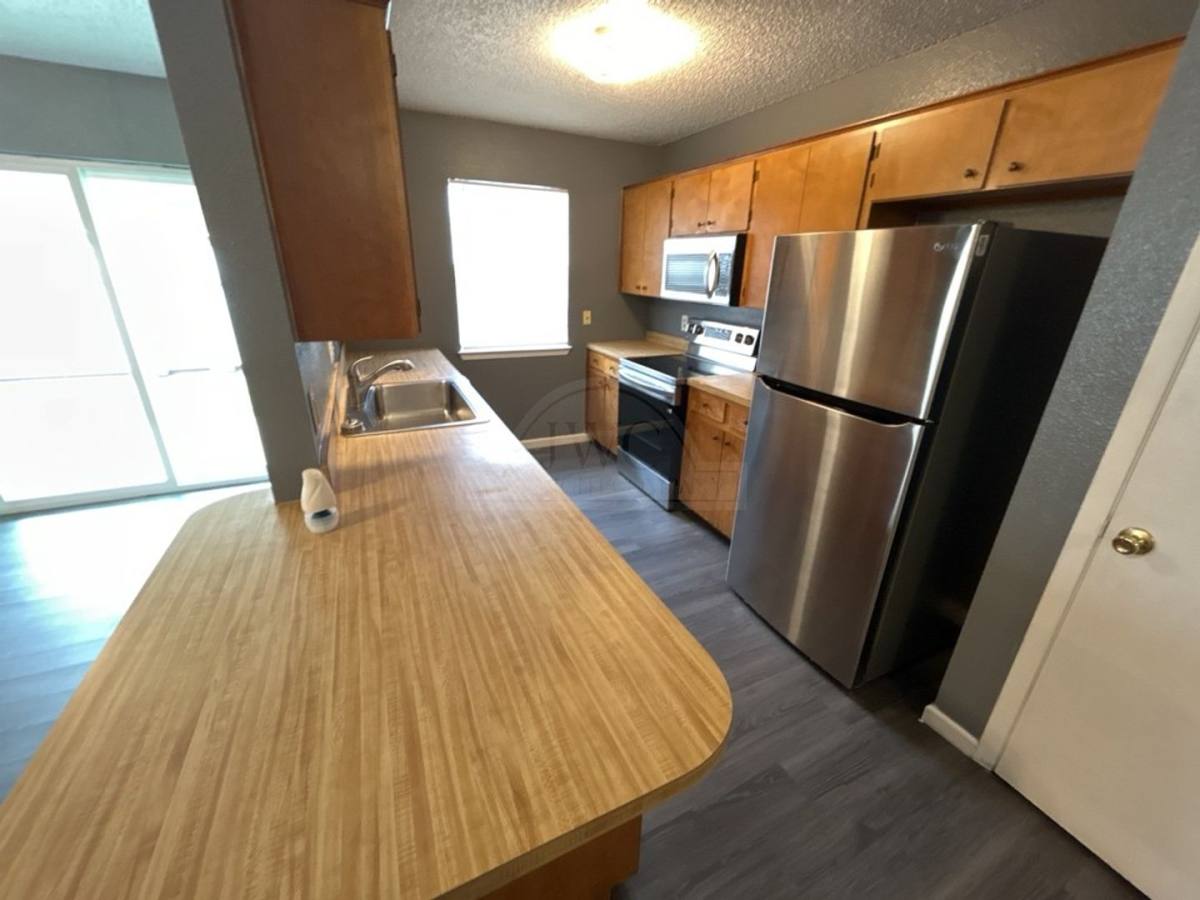 Townhouse for rent at 2011 Windward Dr, Killeen, TX 76543