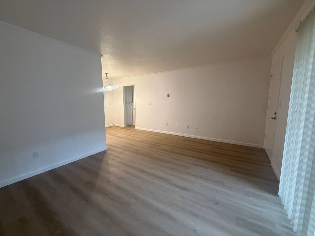 Apartment for rent at 3914 Center St, San Diego, CA 92103