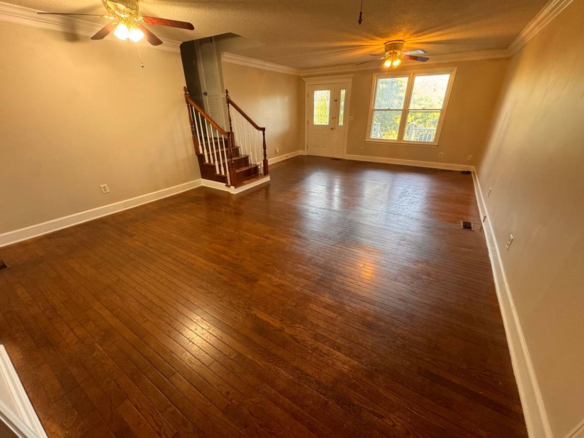 House for rent at 375 Buck Island Dr, Guntersville, AL 35976