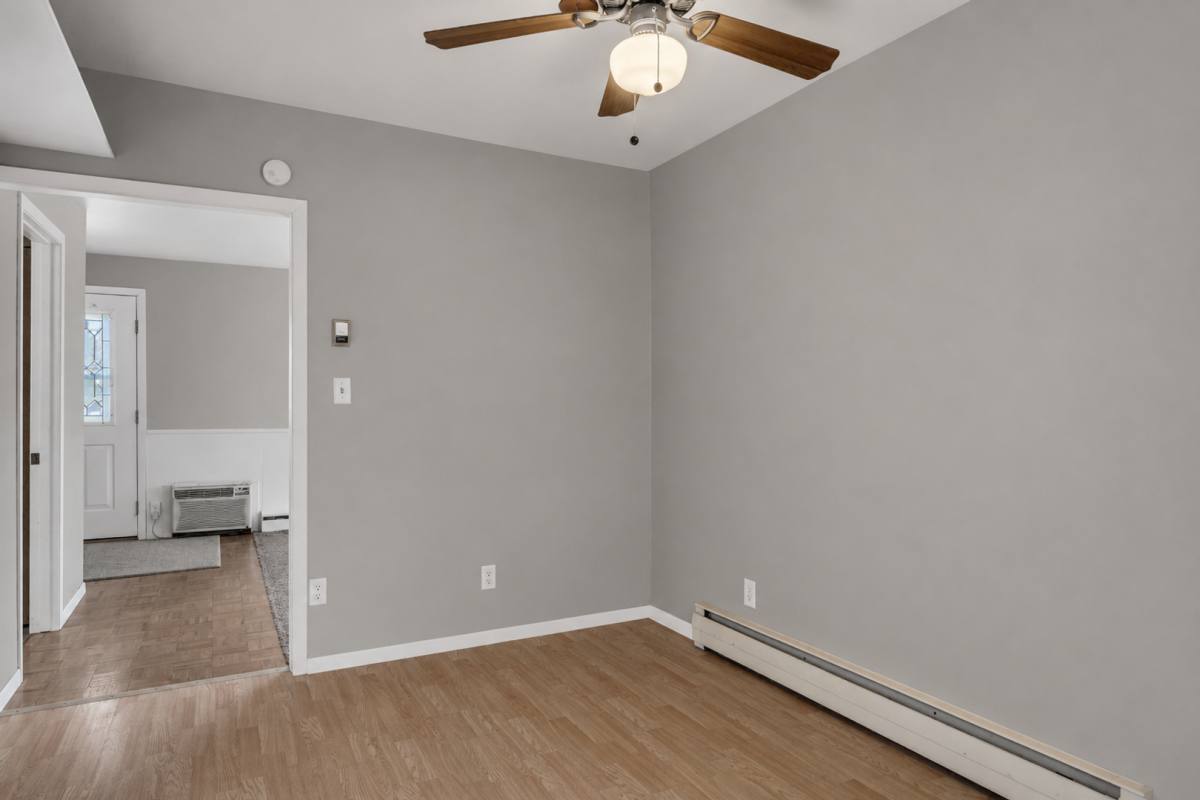 House for rent at 526 8th Ave S, Onalaska, WI 54650