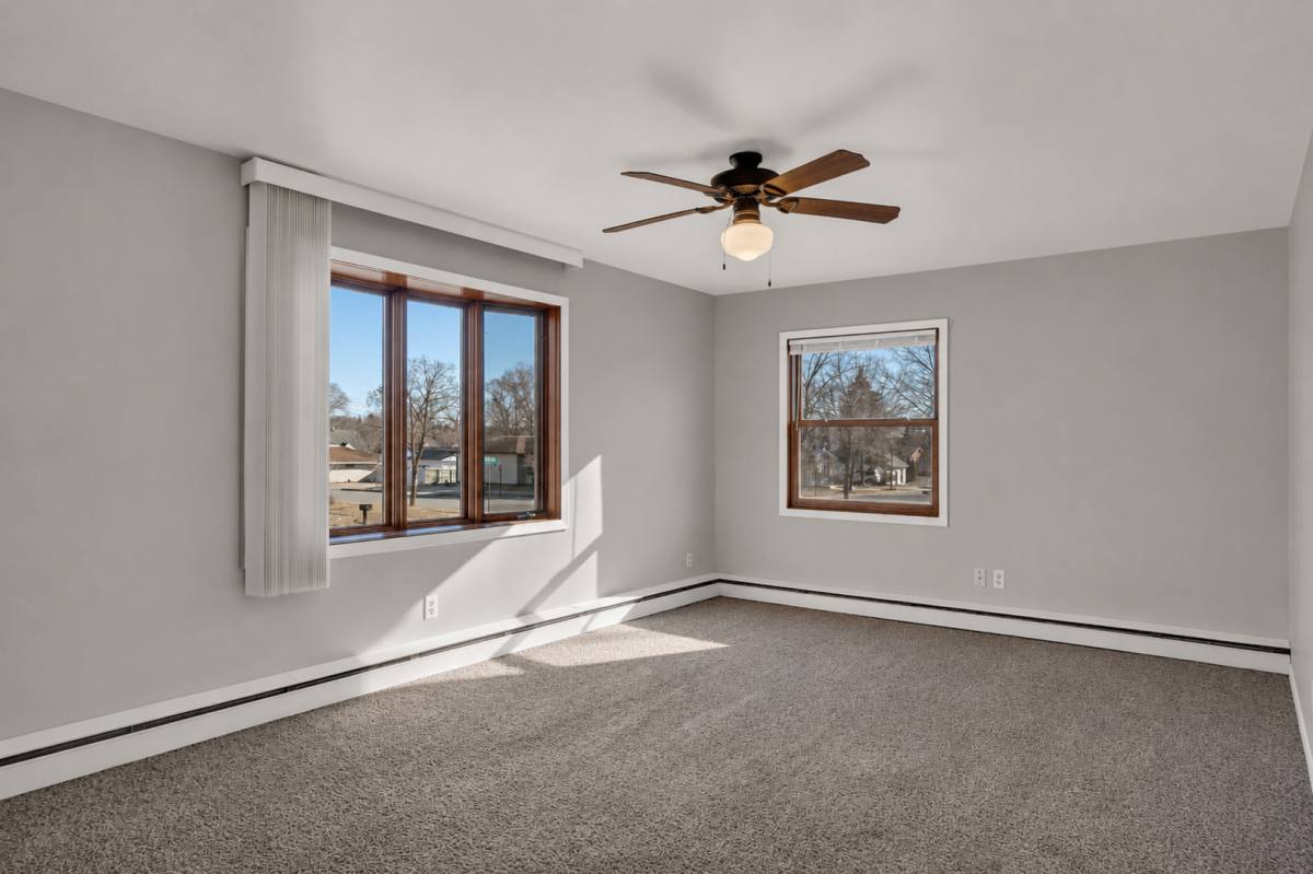 House for rent at 526 8th Ave S, Onalaska, WI 54650