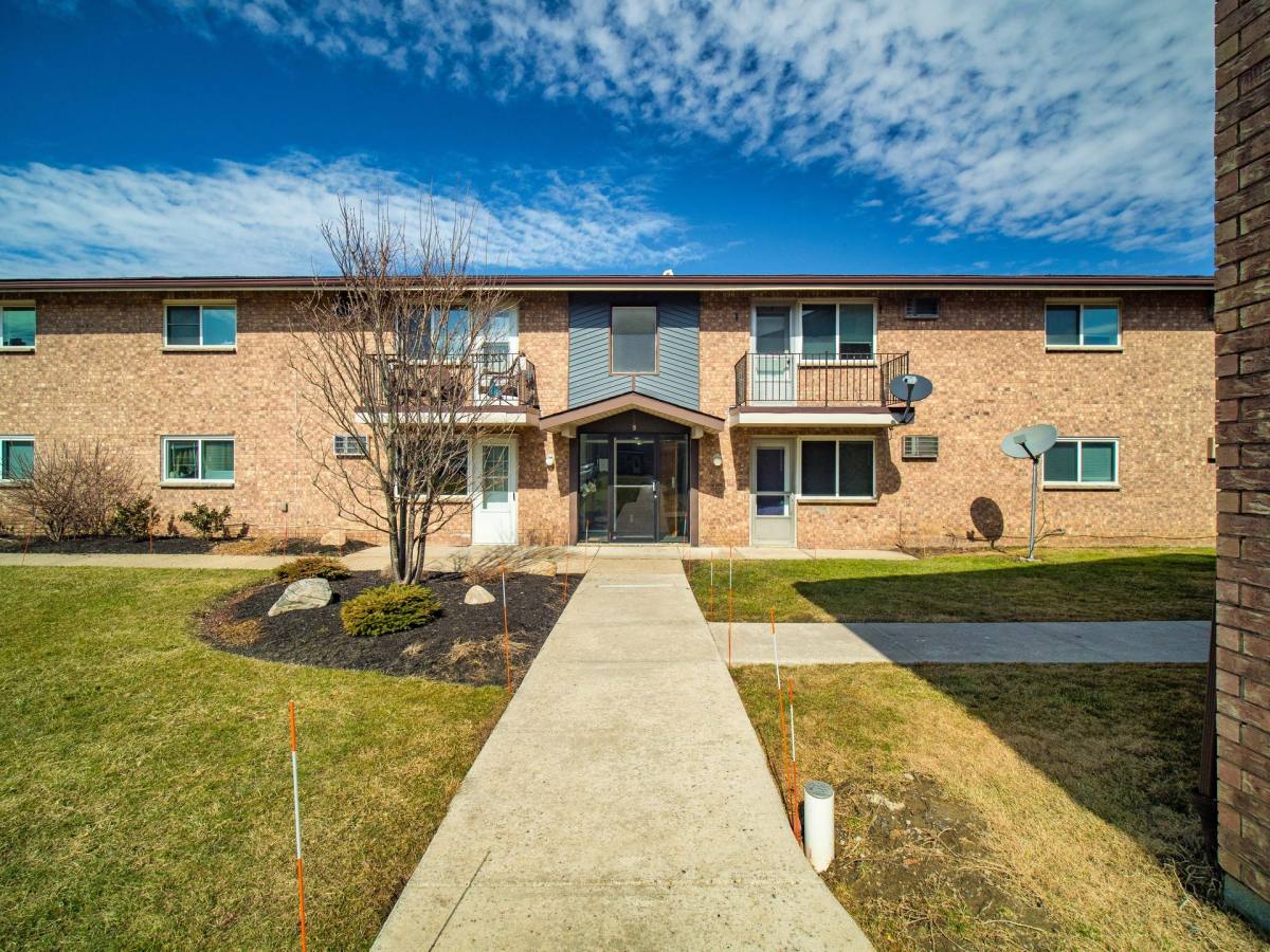 Apartment for rent at 121 Holiday Lane, Hamburg, NY 14075