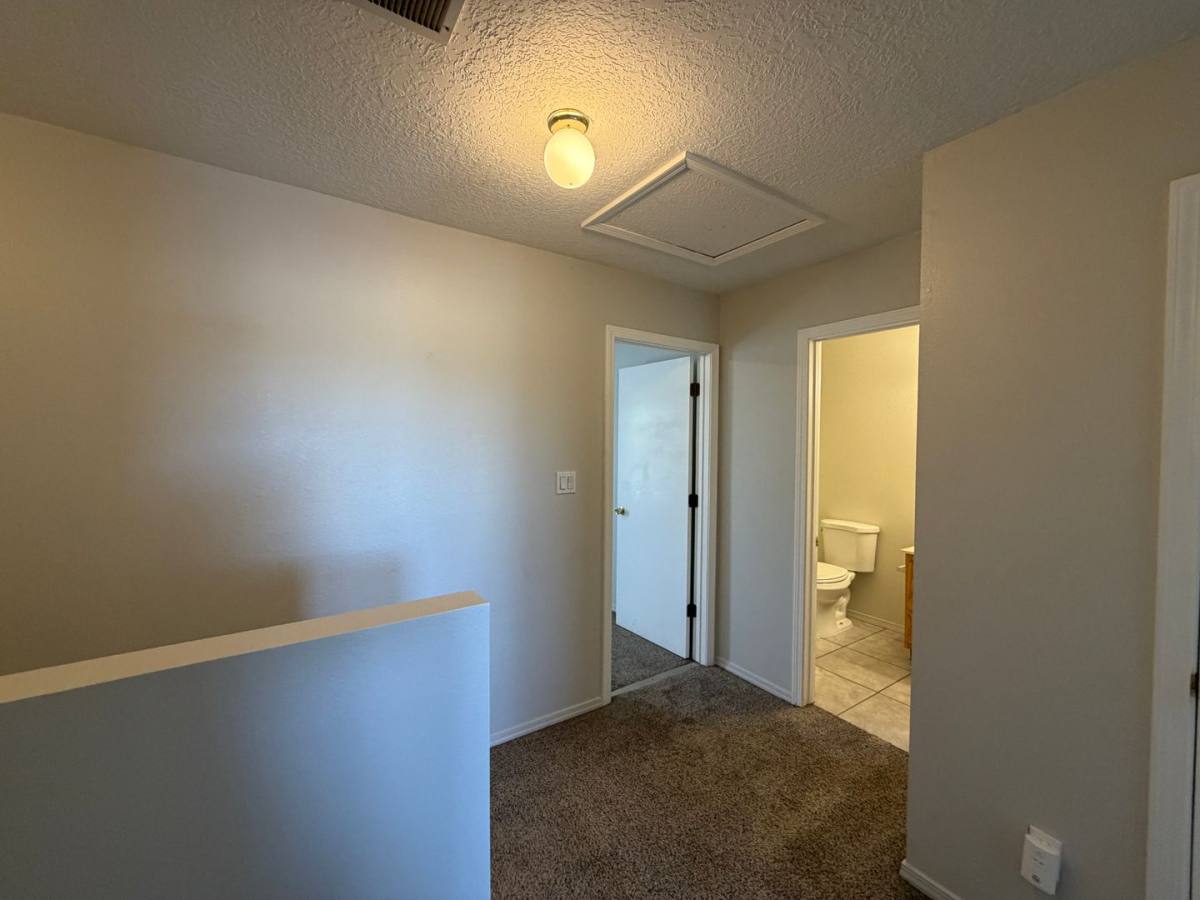 House for rent at 8401 Casa Negra Court NW, Albuquerque, NM 87120