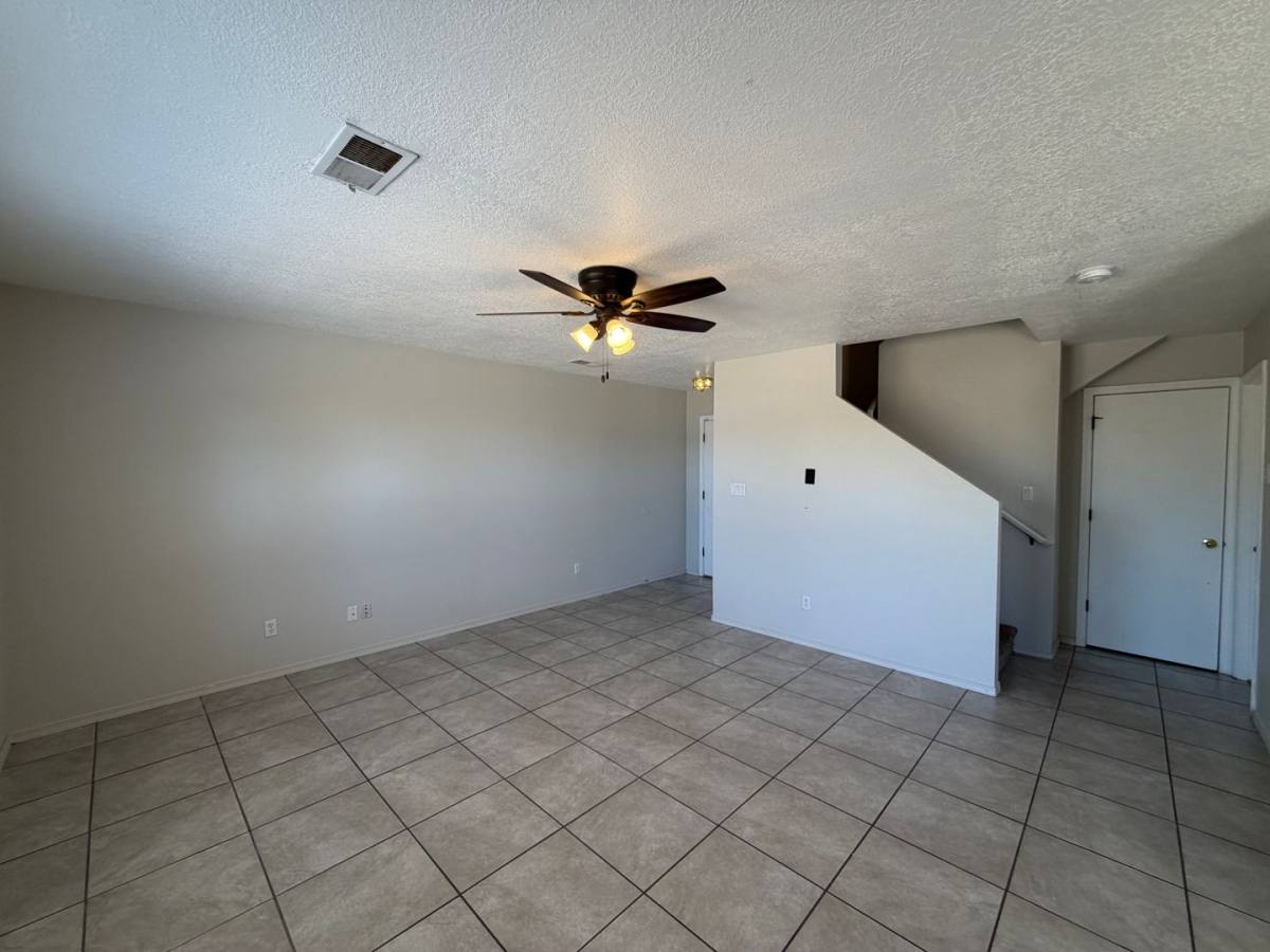 House for rent at 8401 Casa Negra Court NW, Albuquerque, NM 87120
