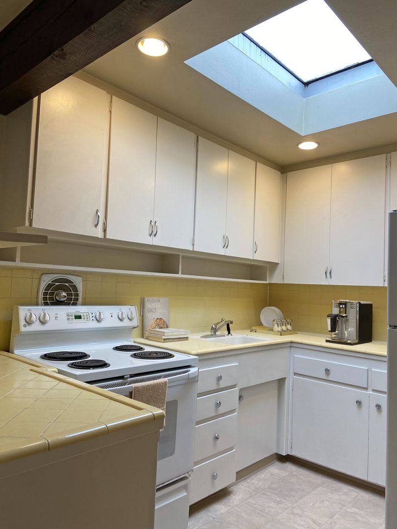 Apartment for rent at 215 Front St N, Issaquah, WA 98027