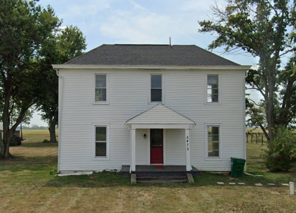 House for rent at 5472 St Rt 22 NE, Washington Court House, OH 43160