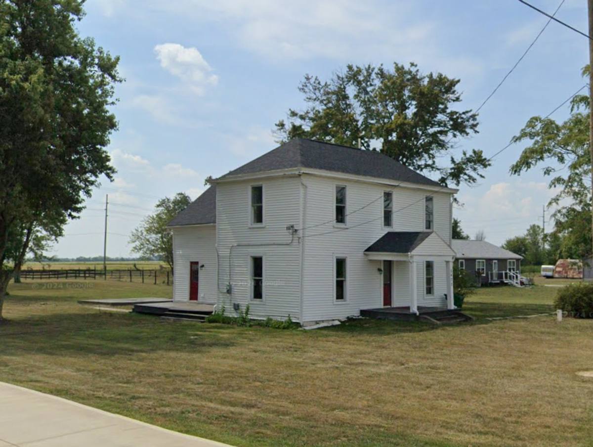 House for rent at 5472 St Rt 22 NE, Washington Court House, OH 43160