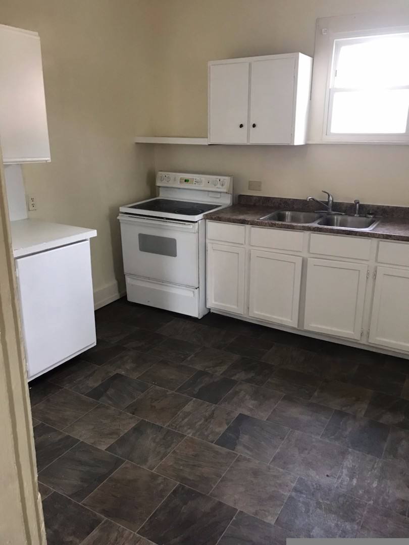 House for rent at 388 E Indiana St, Newark, OH 43055