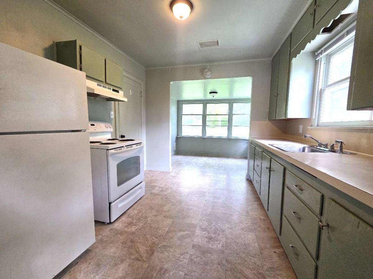 House for rent at 1124 Nevada St, Bellingham, WA 98229