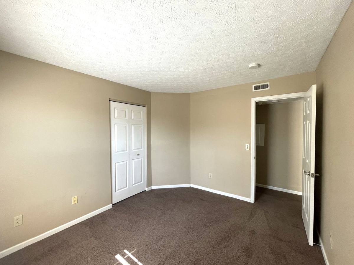 House for rent at 5448 Cypress Chase, Columbus, OH 43228