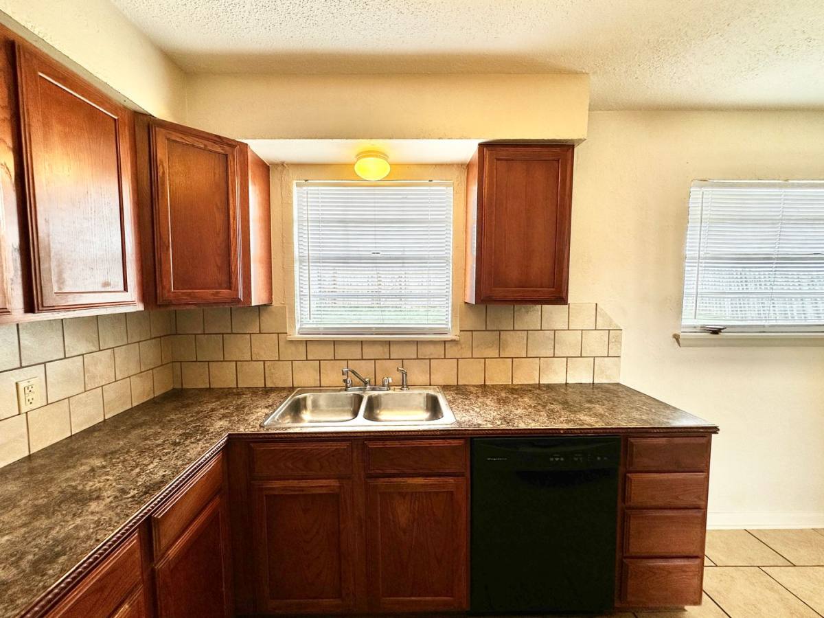 House for rent at 4679 NW Ozmun Dr, Lawton, OK 73505