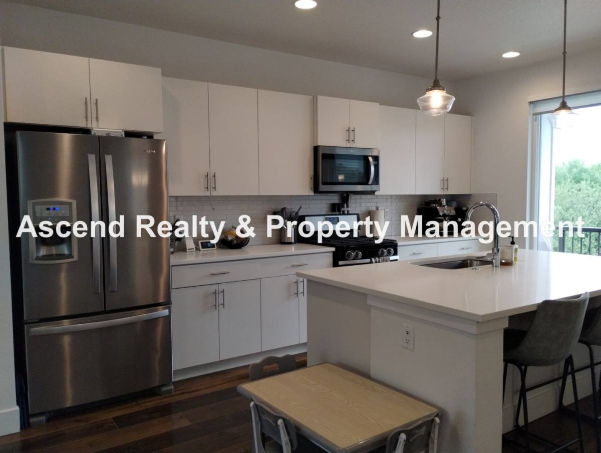 House for rent at 958 SW Adrian Terrace, Beaverton, OR 97005
