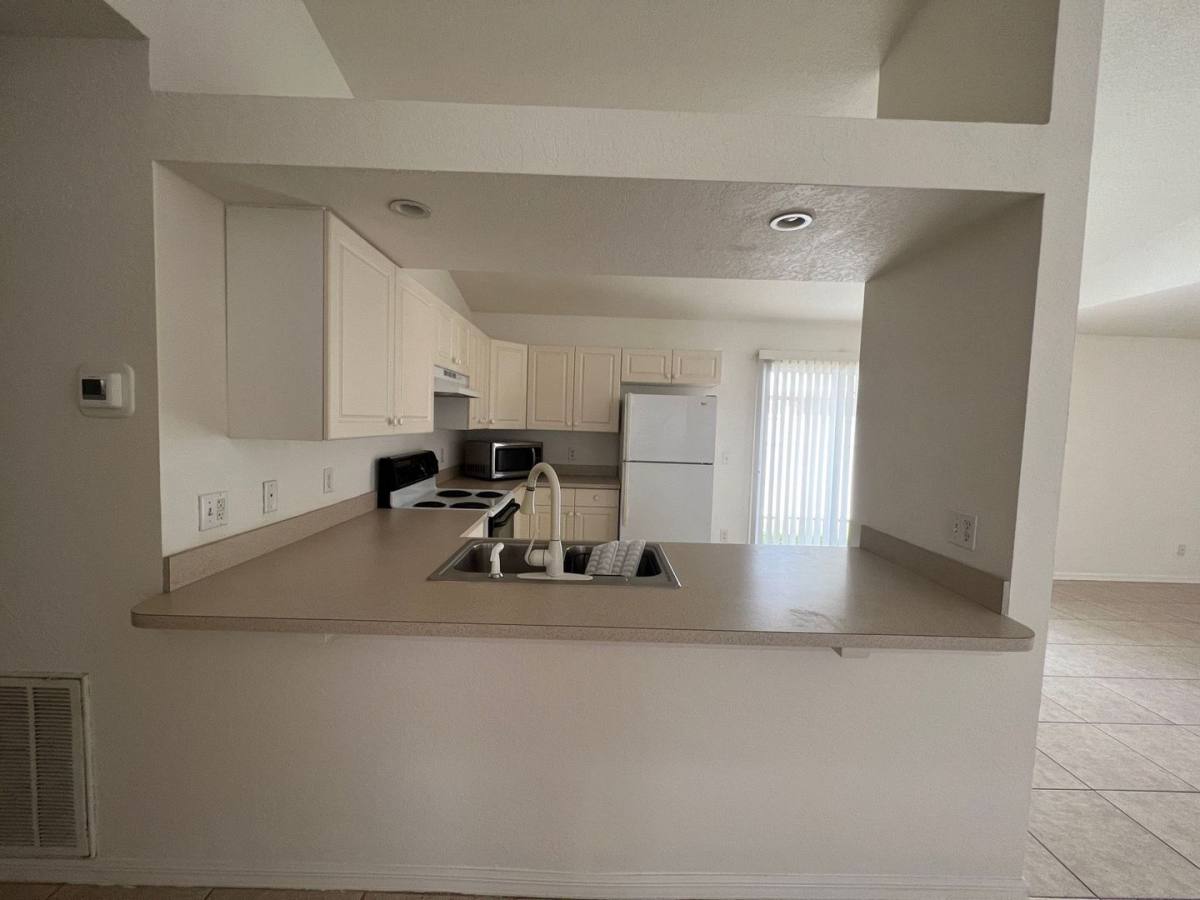 House for rent at 2340 86th Dr, Vero Beach, FL 32966