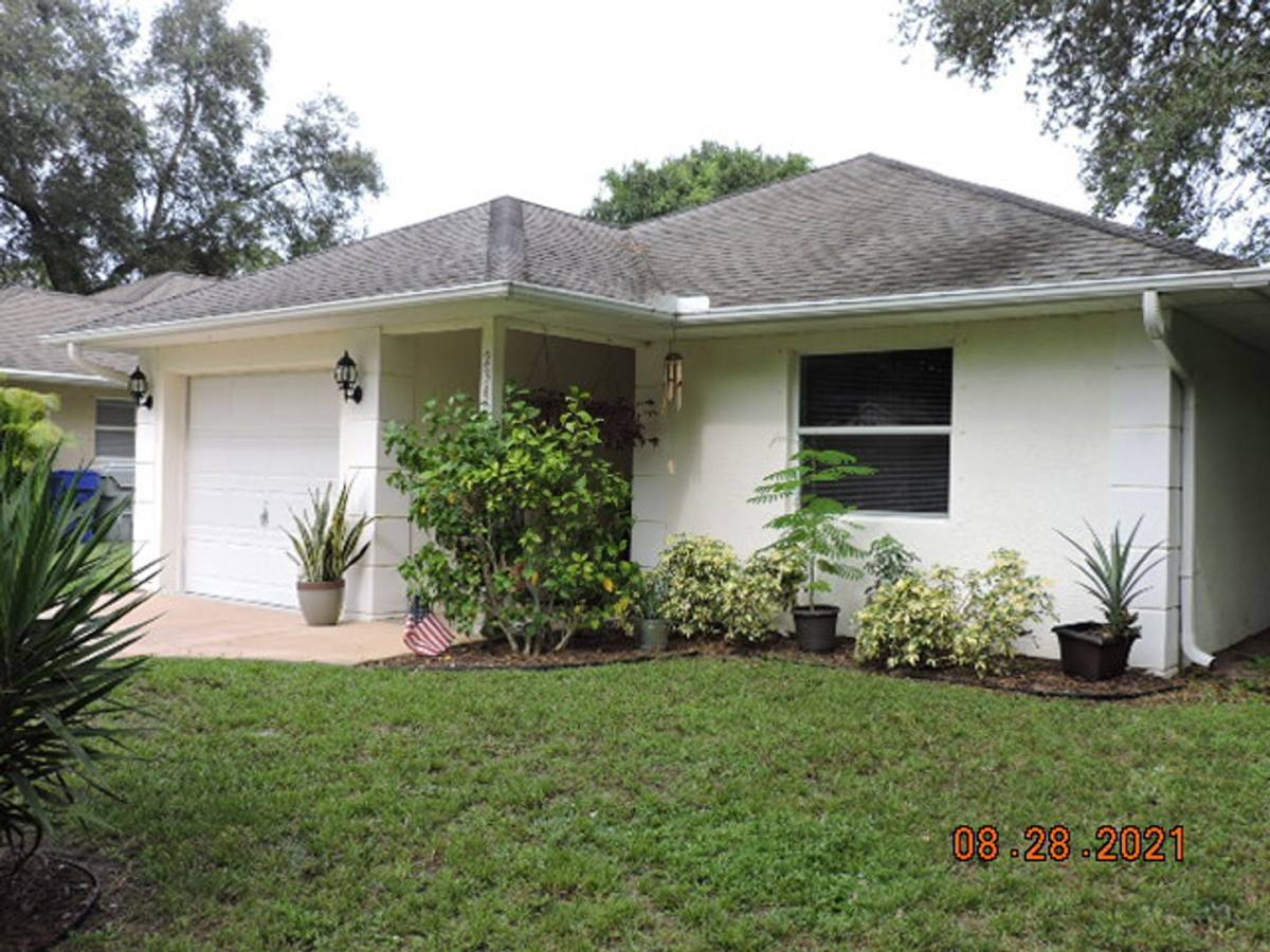 House for rent at 2340 86th Dr, Vero Beach, FL 32966