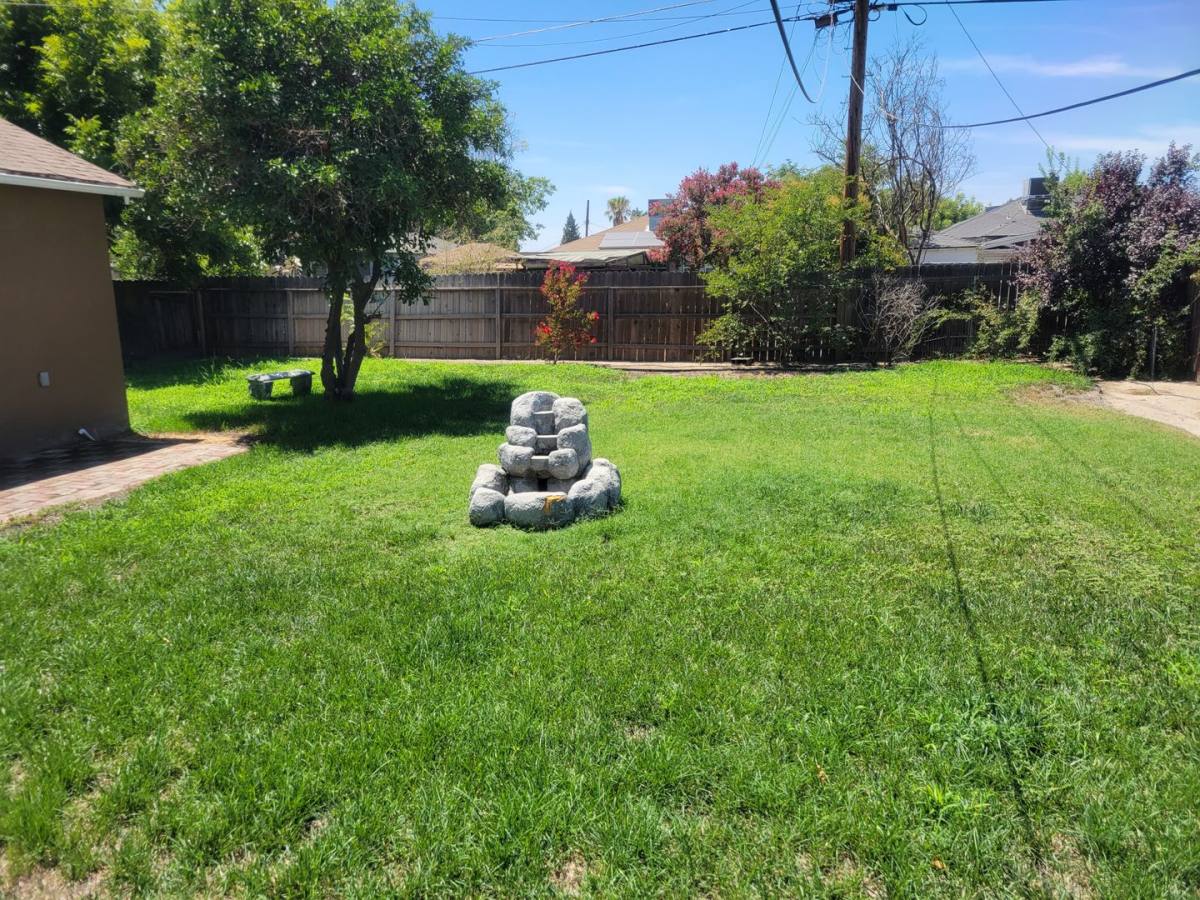 House for rent at 545 N O St, Tulare, CA 93274