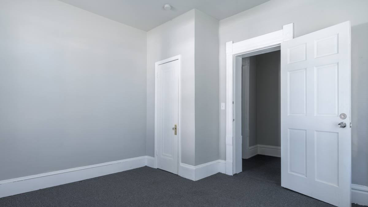 Apartment for rent at 2226 Glenwood Ave, Minneapolis, MN 55405