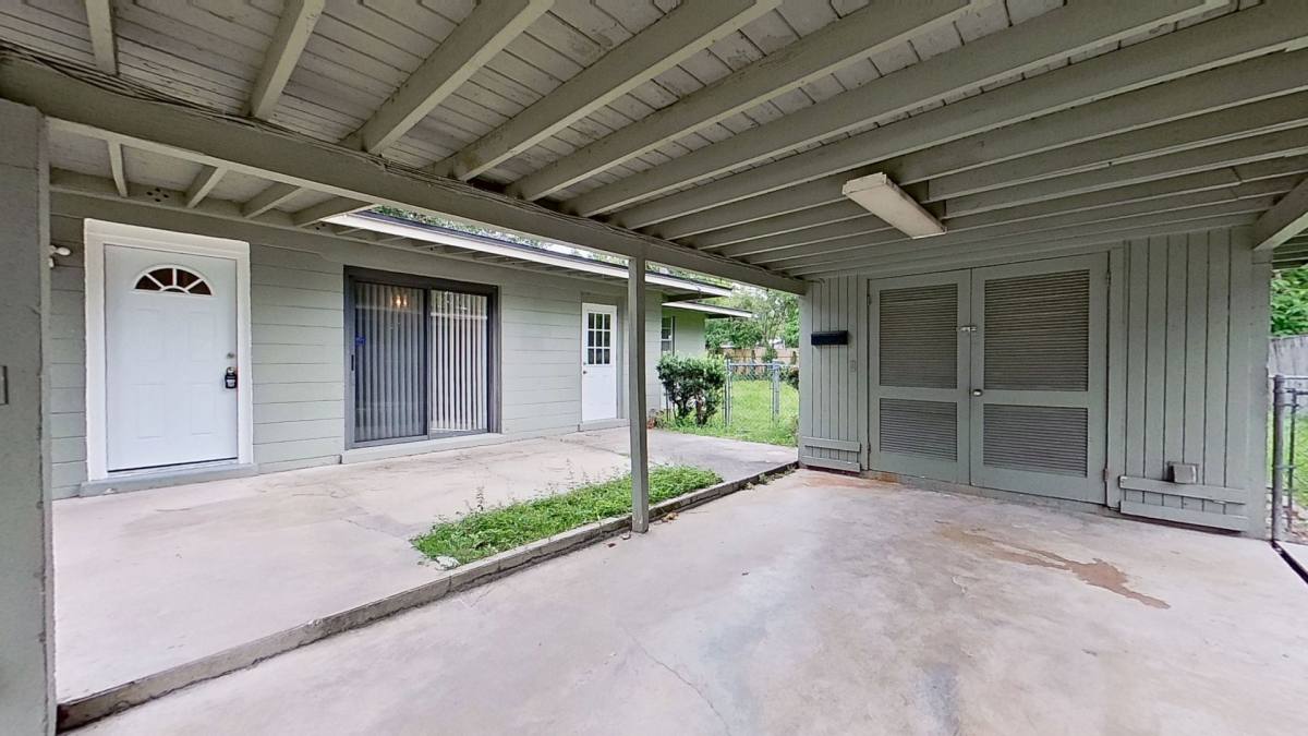 House for rent at 7104 Waikiki Rd, Jacksonville, FL 32216